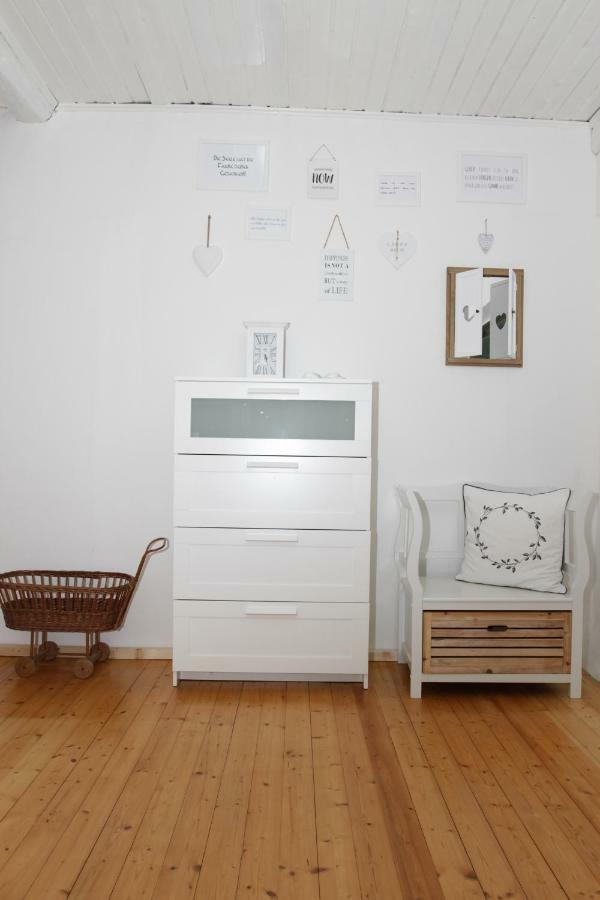 Gutshof Bartl 1 Apartment Klagenfurt am Woerthersee Bagian luar foto